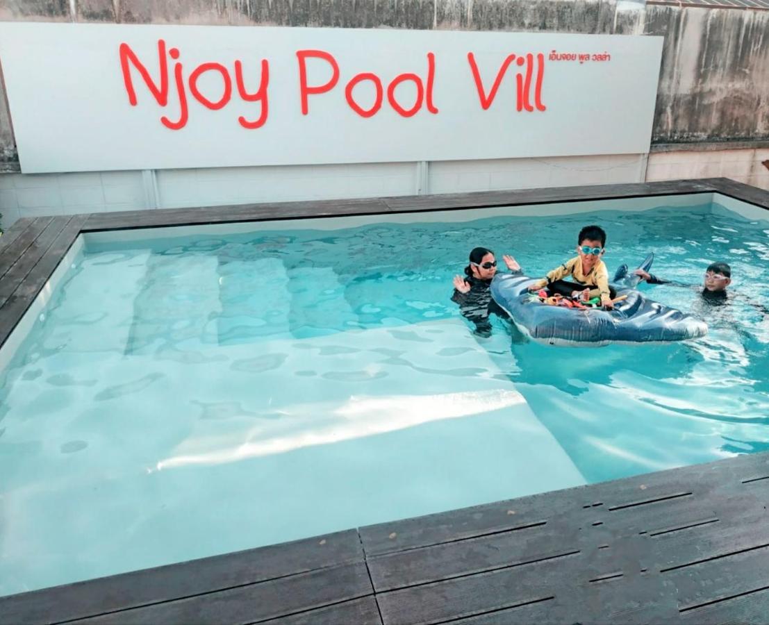 Pool Villa 3 Bedroom 10 Persons 5-Min To Tiger Zoo - Njoy Pool Villa Si Racha Exterior foto